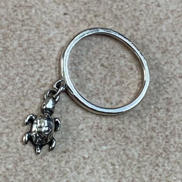 RETIRED James Avery Sterling Silver Turtle Dangle Ring - Picture 3 of 5